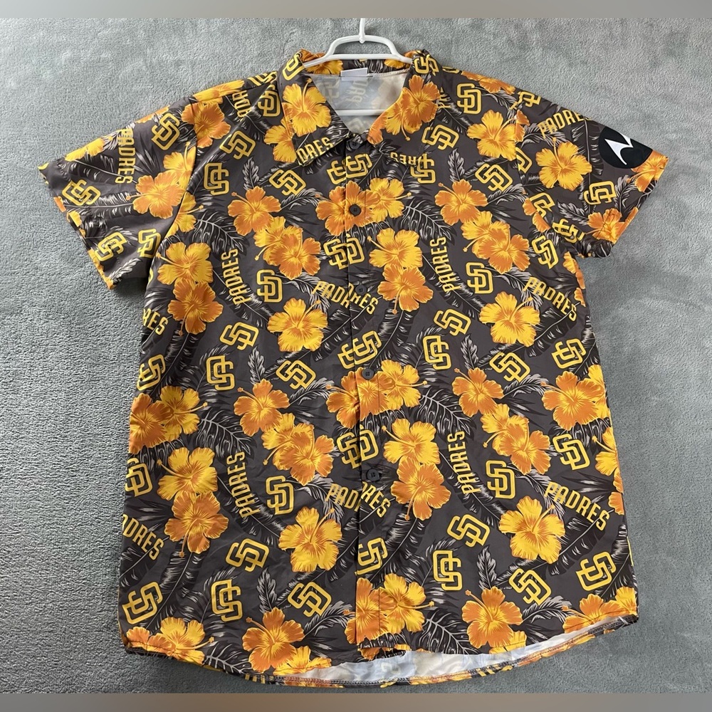 BDA Sports San Diego Padres Hawaiian Shirt Golden Floral Polyester Adult XL
